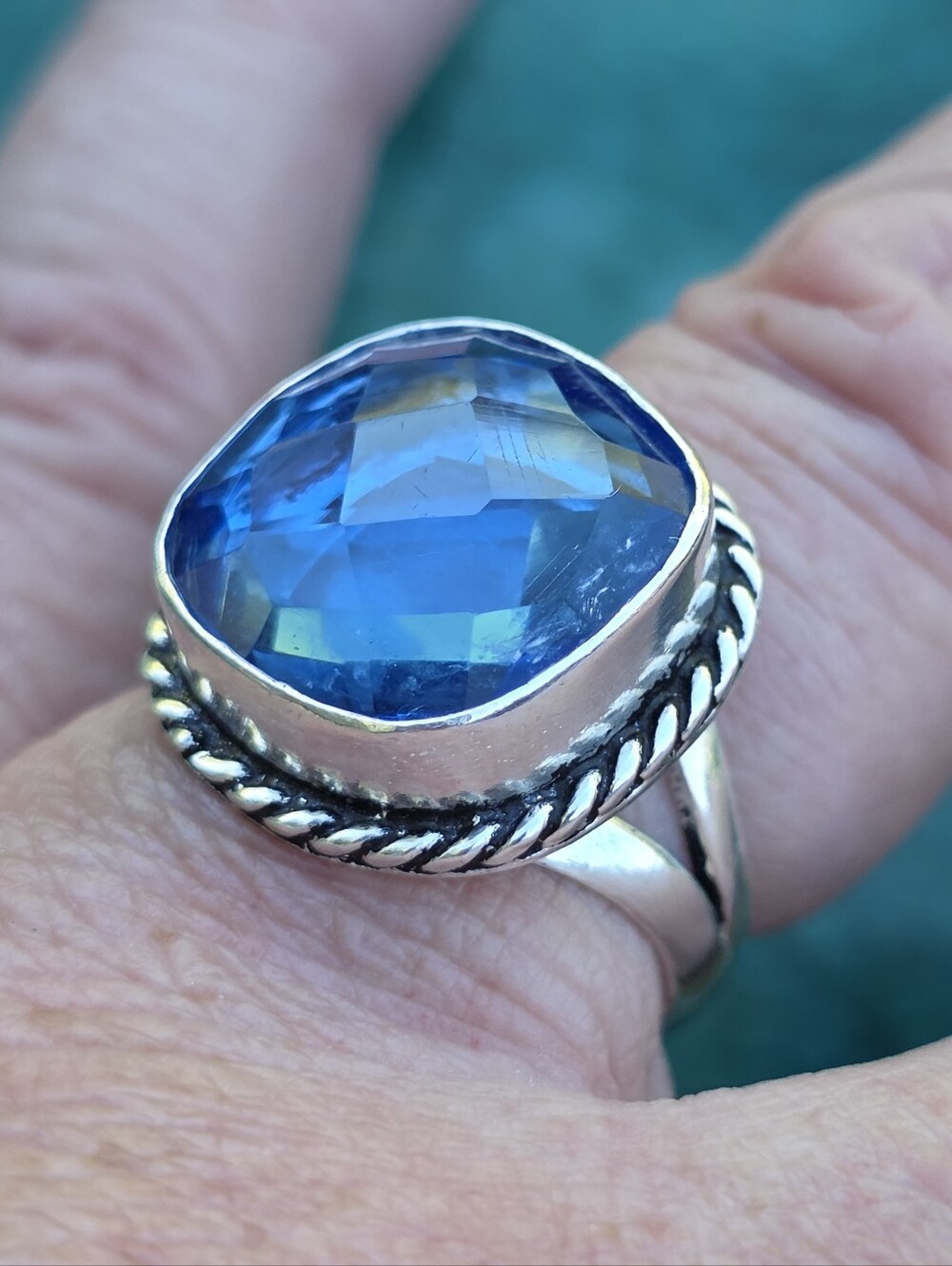 Tanzanite Gemstone Ring In 925 Sterling Silver (7)